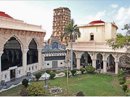 Cabs in Tirupati